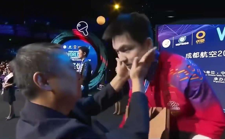 人人中彩票世界杯下载-把握幸运的魔力，解读人人中彩票世界杯的魅力与应用